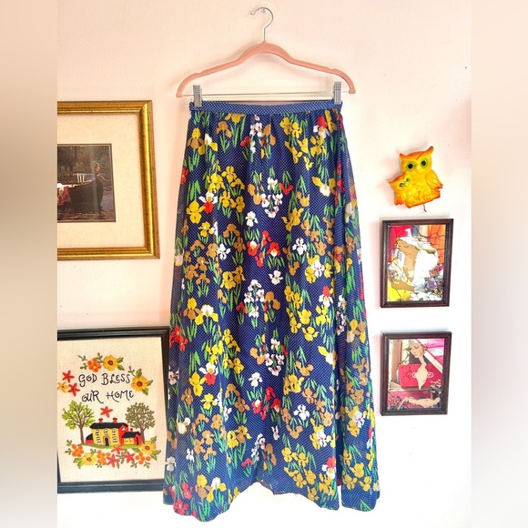 Vintage Dresses & Skirts - Vintage 1970s Navy Floral Maxi Skirt Cotton Blend A-Line Boho Cottagecore Skirt
